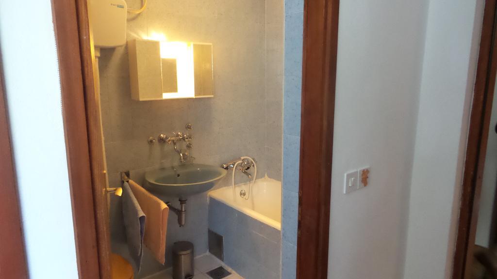 Tihana Apartments 자드라보노 객실 사진